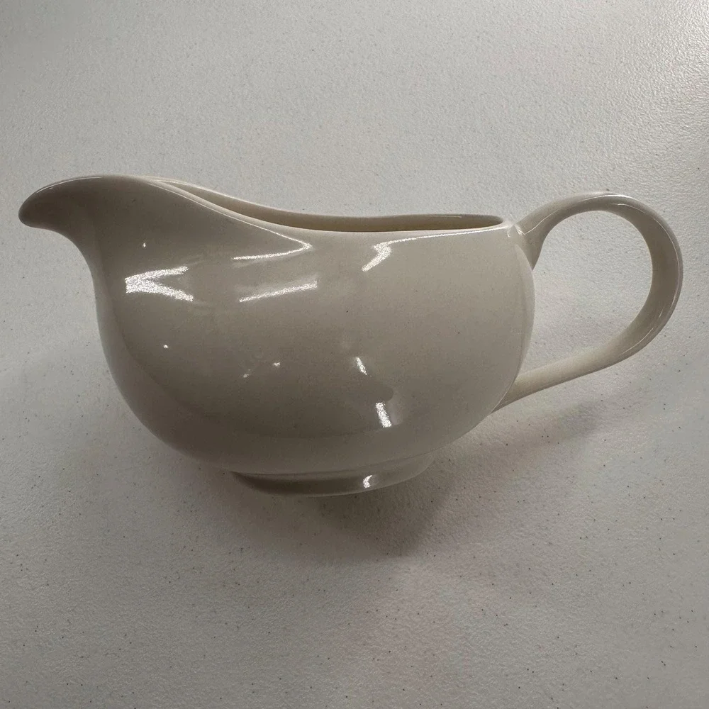 Vintage Pier 1 Ceramic Cream Pitcher Beige Glaze Gravy Sauce Ivory Farmhouse‎